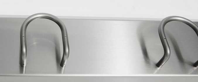 Barra appendiabiti inox a ganci